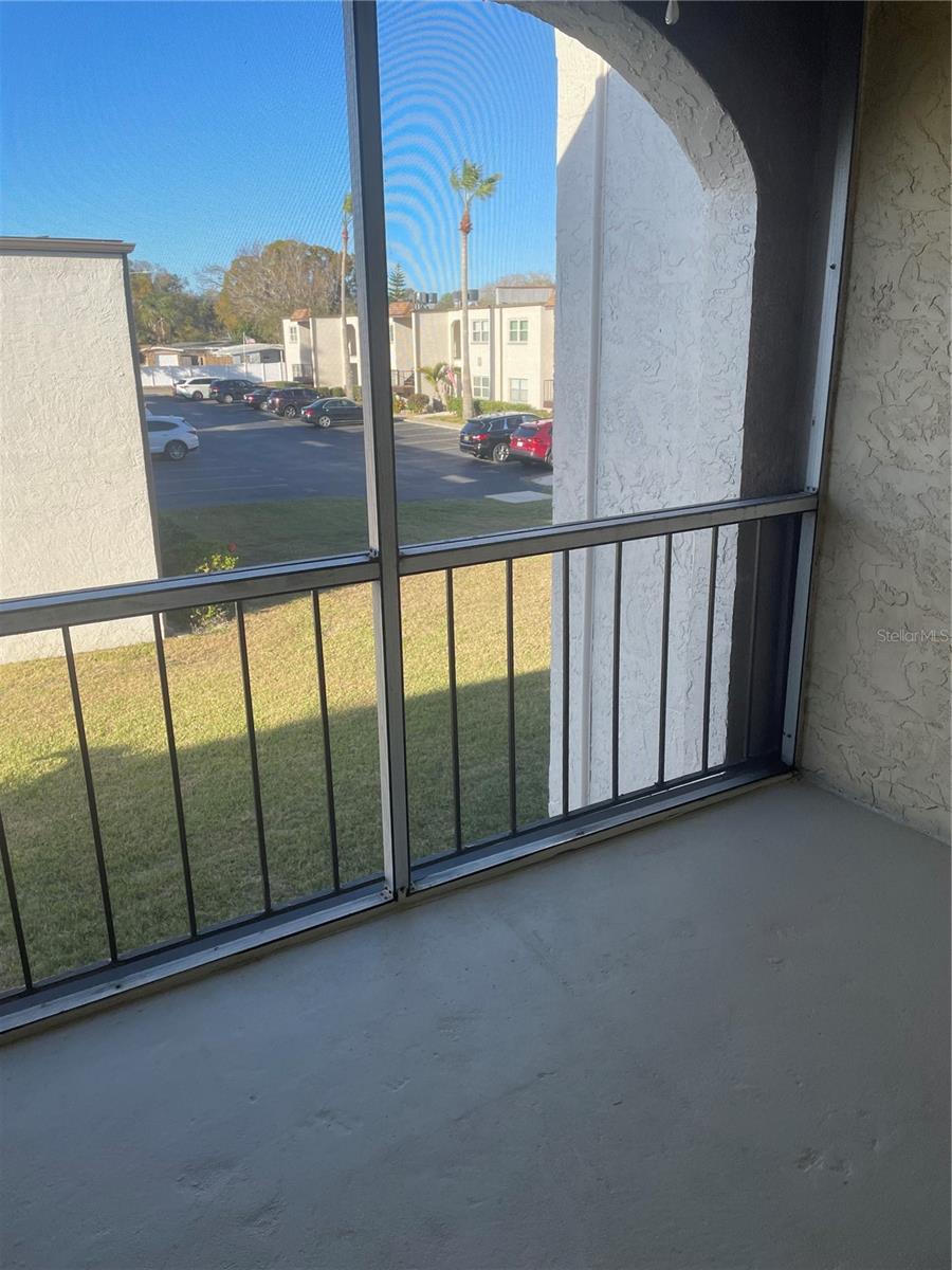 Image 17 of 17 For 7701 Starkey Road 622