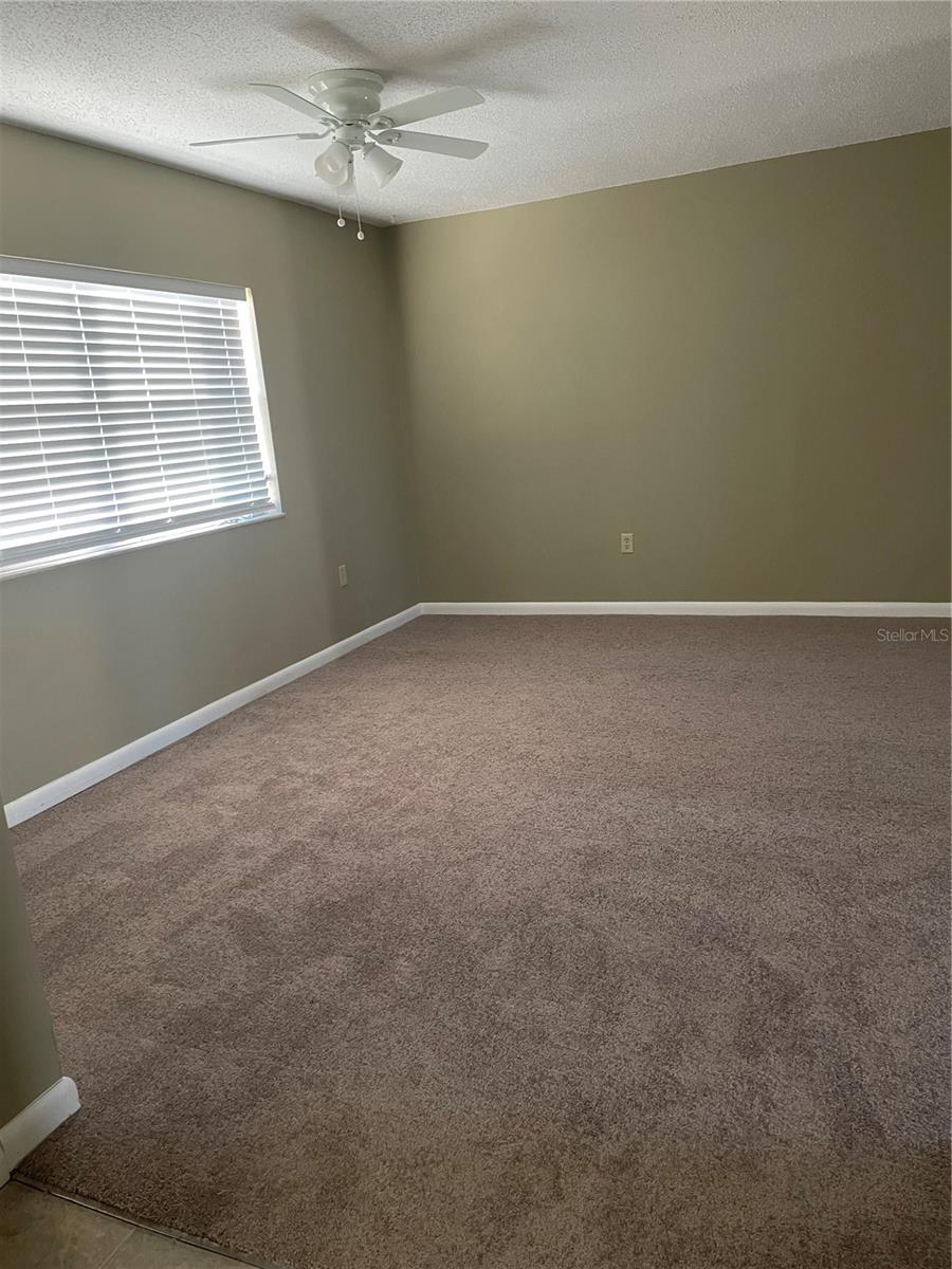 Image 3 of 17 For 7701 Starkey Road 622