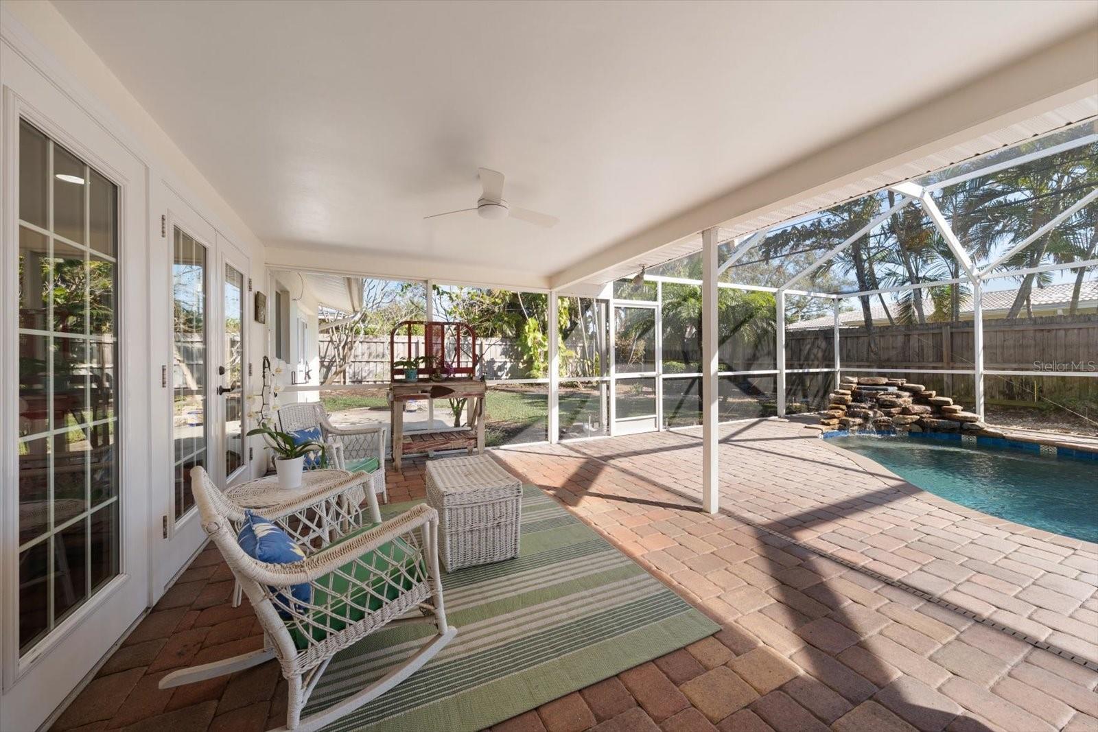 Image 27 of 31 For 127 Oakwood Drive