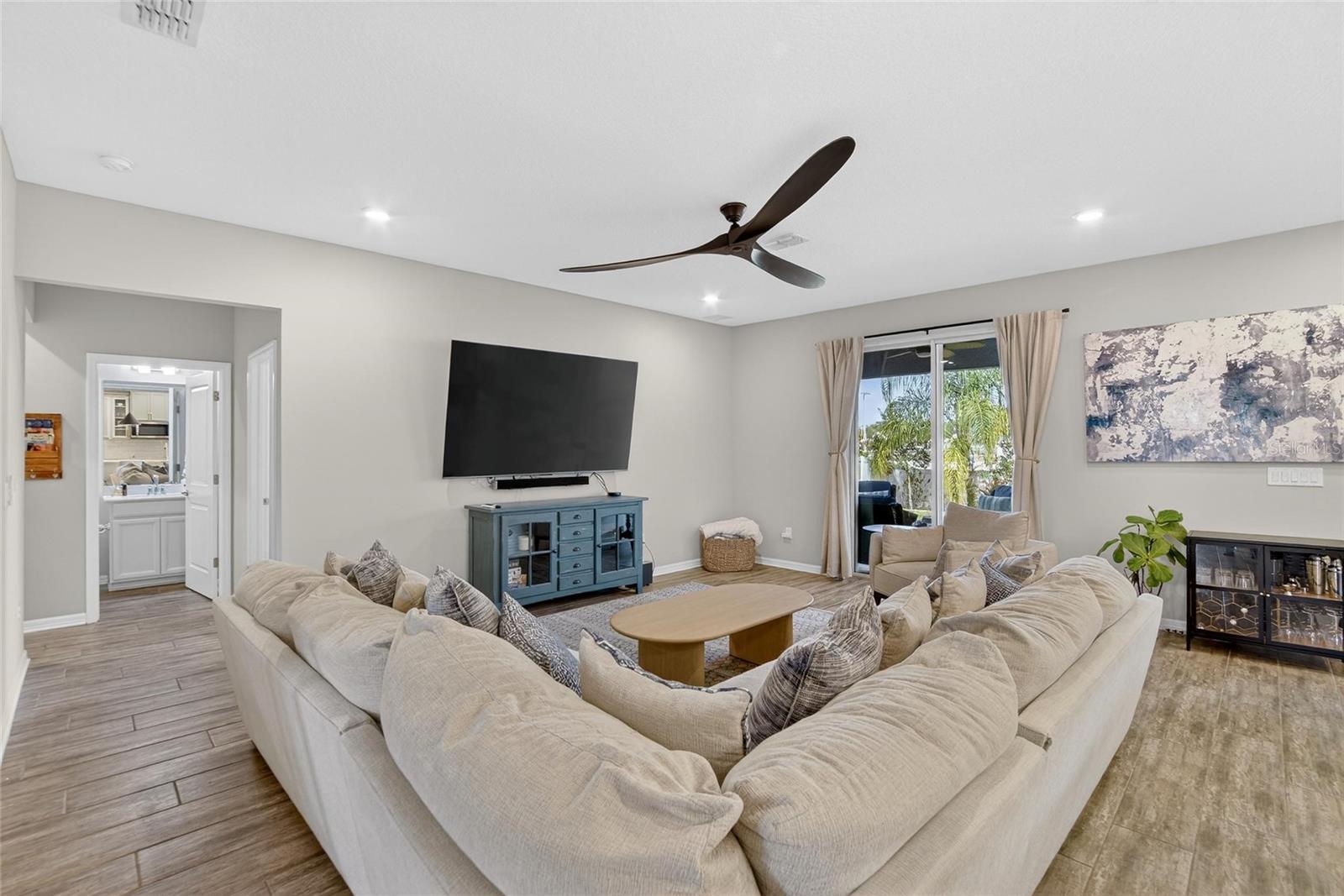 Image 12 of 84 For 10824 Whitland Grove Drive