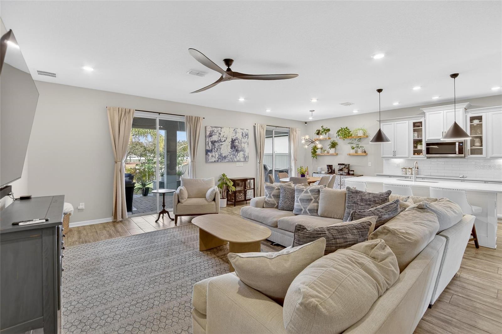 Image 13 of 84 For 10824 Whitland Grove Drive