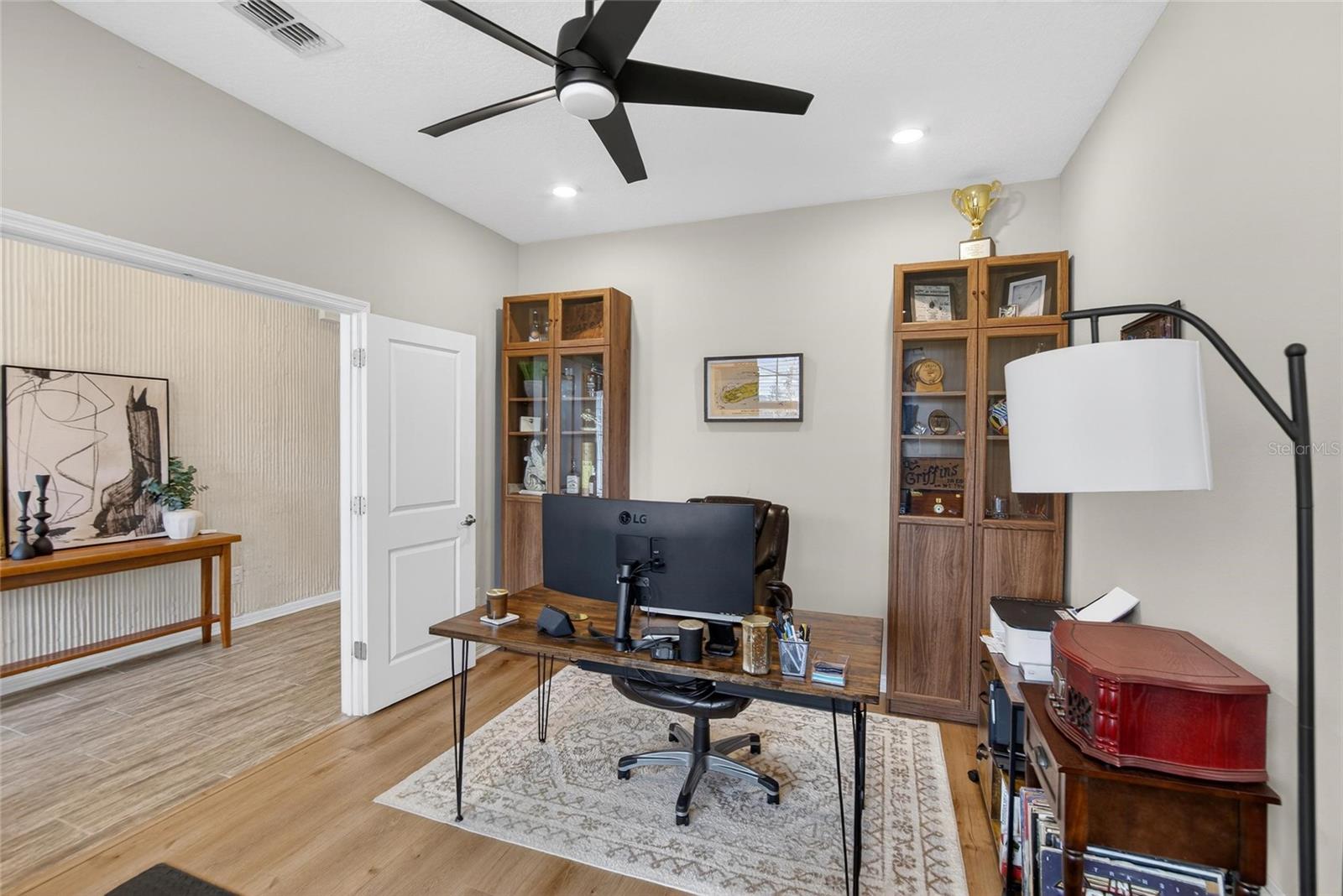 Image 18 of 84 For 10824 Whitland Grove Drive