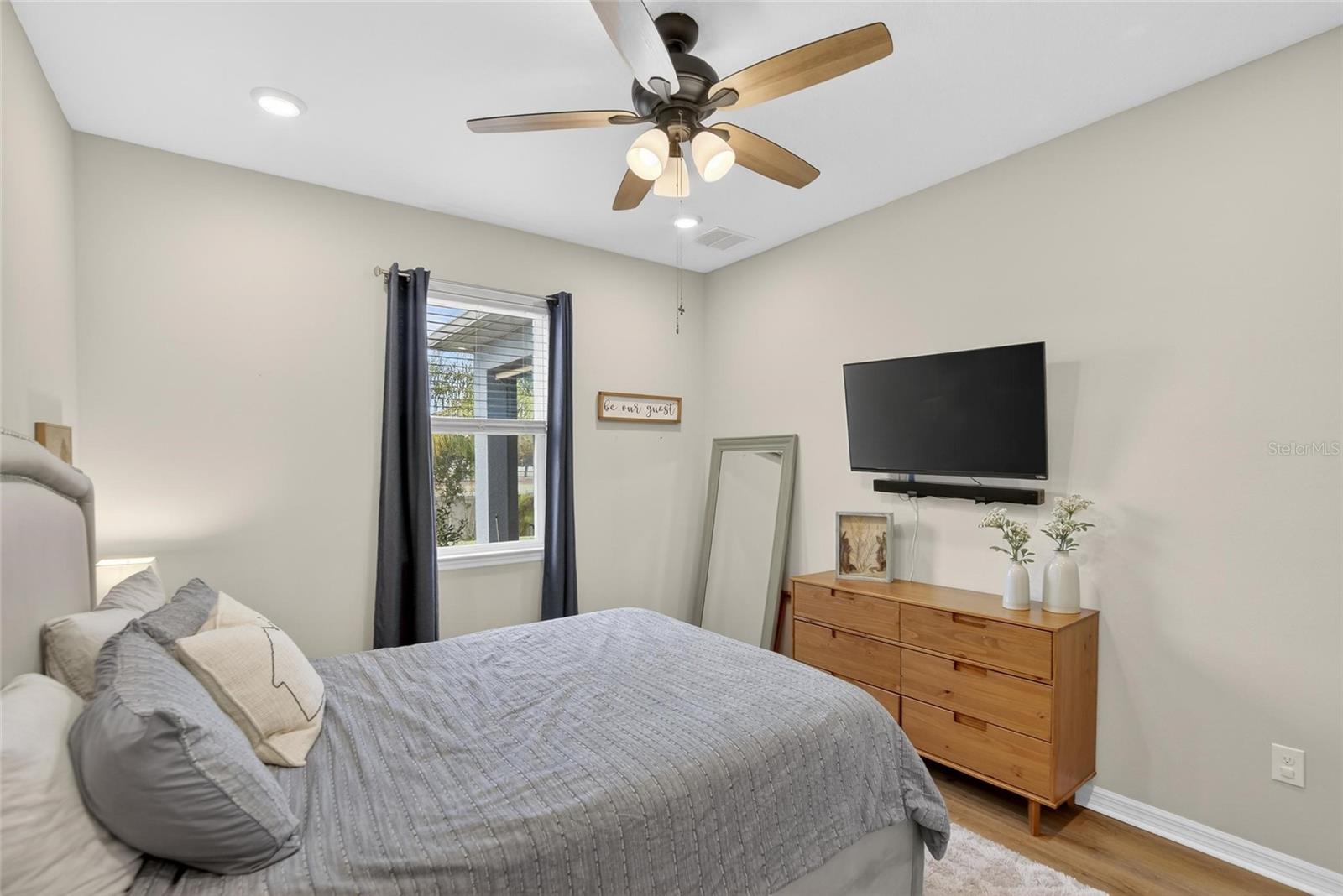 Image 19 of 84 For 10824 Whitland Grove Drive