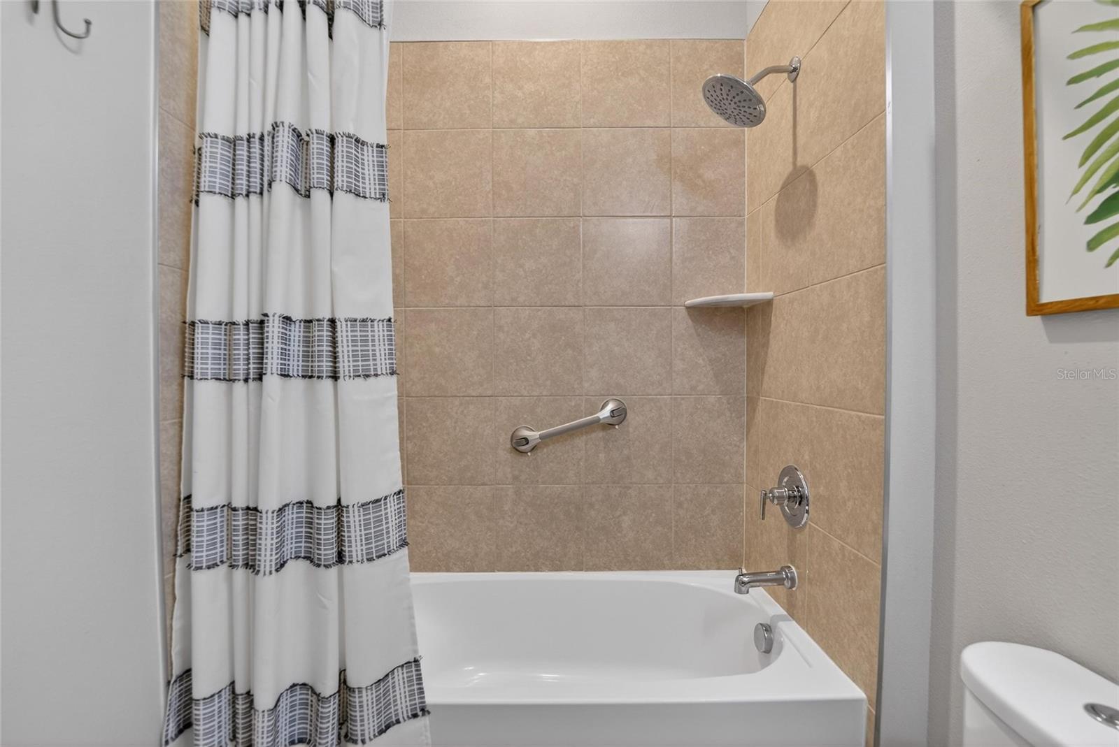 Image 22 of 84 For 10824 Whitland Grove Drive