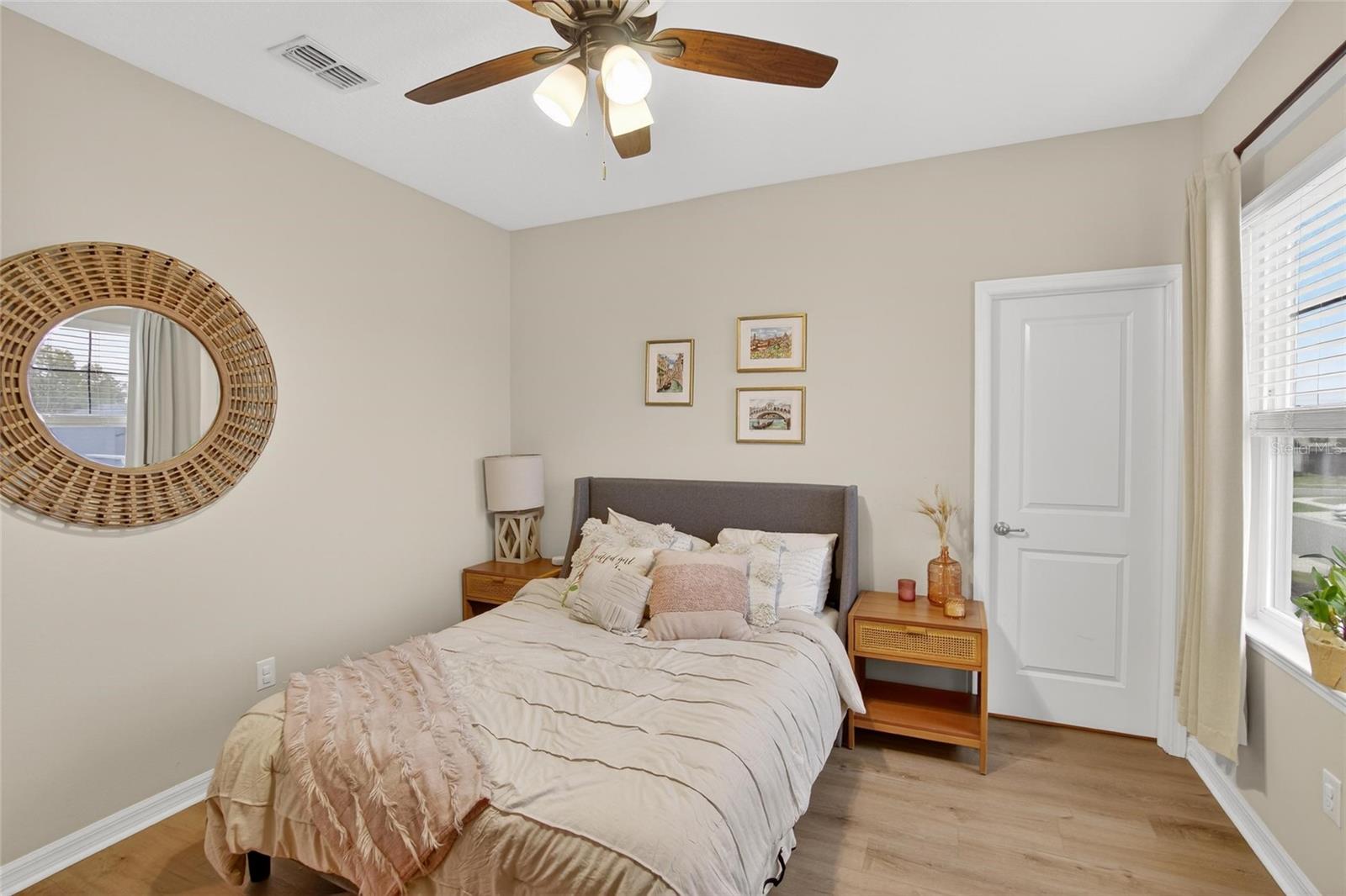 Image 40 of 84 For 10824 Whitland Grove Drive