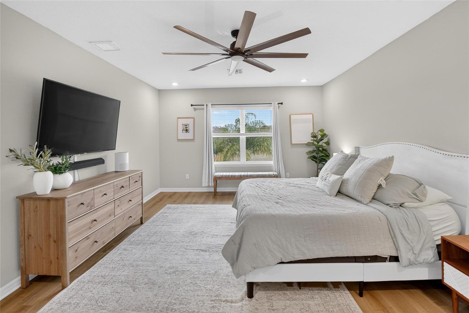 Image 42 of 84 For 10824 Whitland Grove Drive