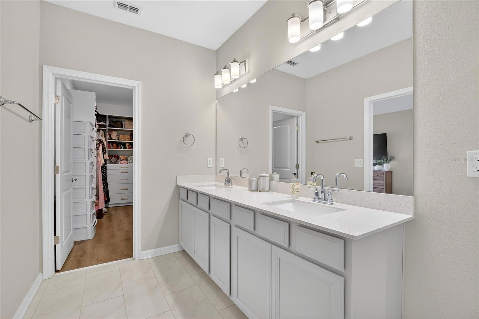 Image 50 of 84 For 10824 Whitland Grove Drive