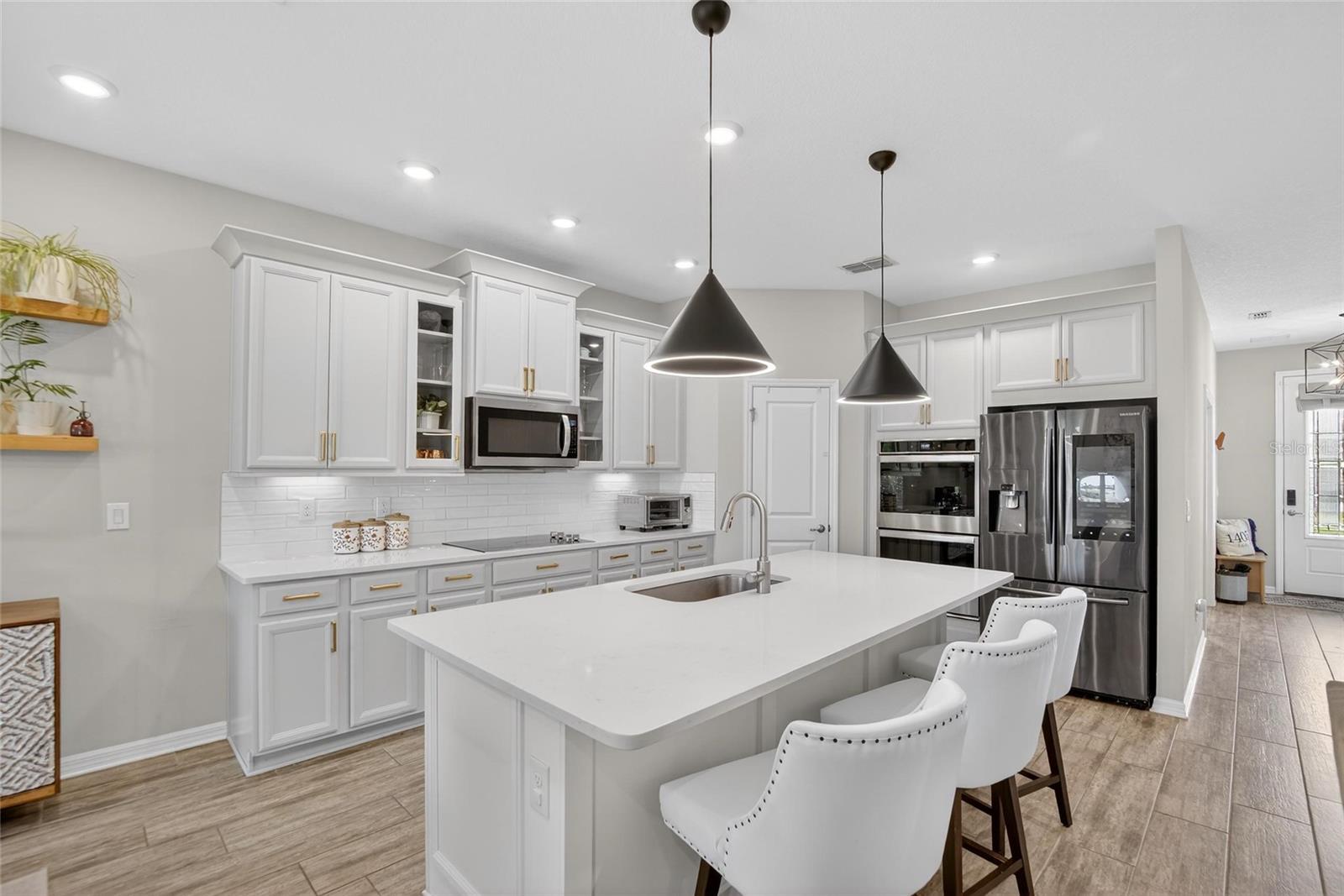 Image 7 of 84 For 10824 Whitland Grove Drive