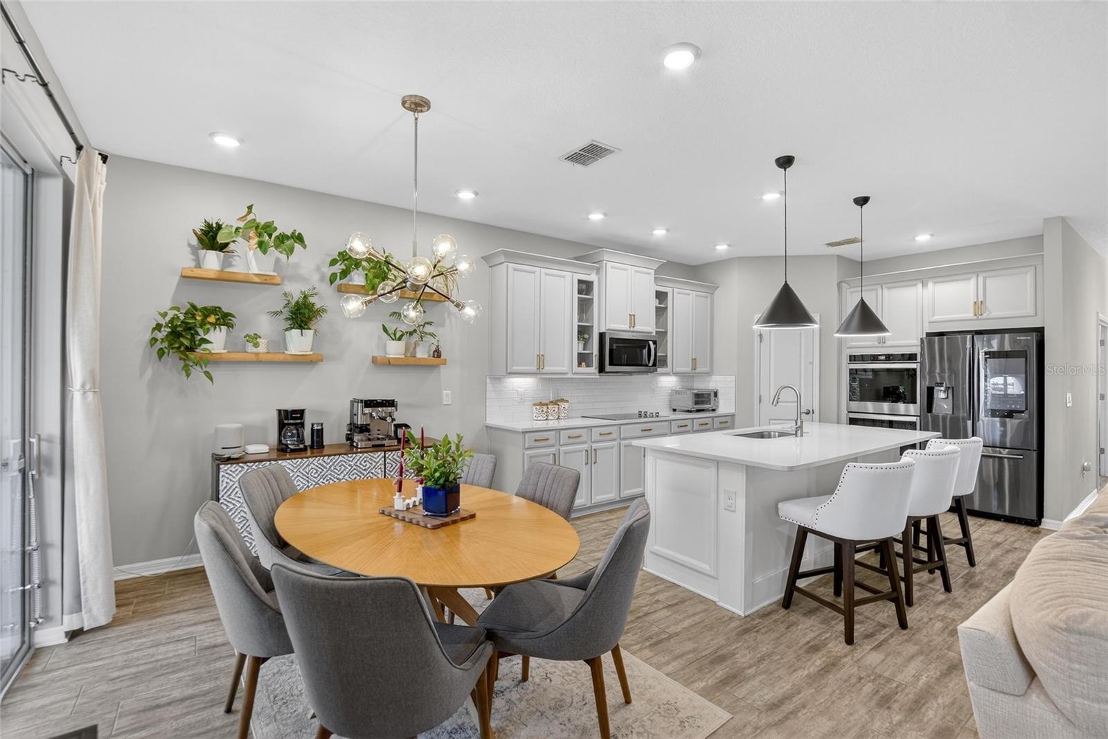 Image 8 of 84 For 10824 Whitland Grove Drive