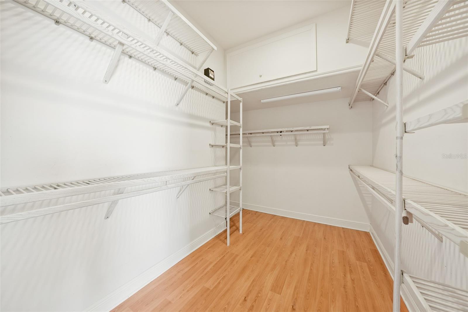 Image 15 of 45 For 7389 Serenoa Drive