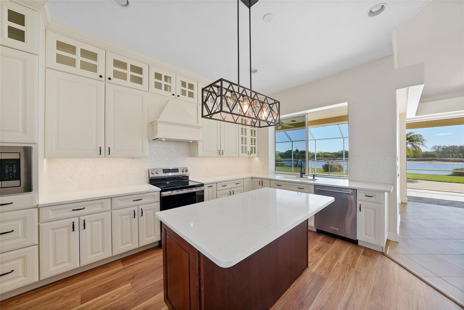 Image 19 of 45 For 7389 Serenoa Drive