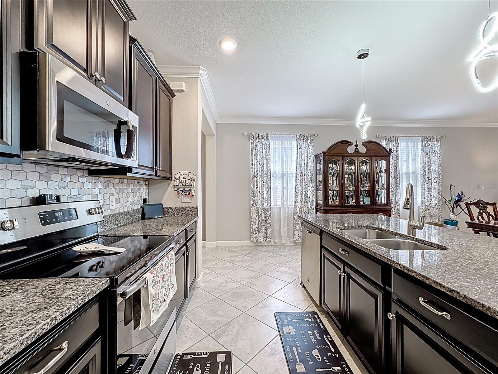 Image 13 of 55 For 16815 Whisper Elm Street