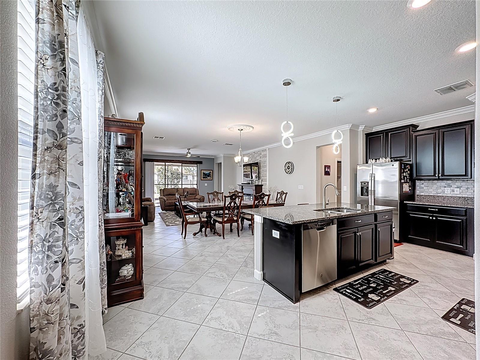 Image 14 of 55 For 16815 Whisper Elm Street