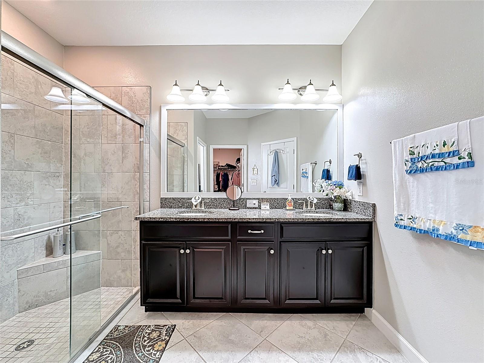 Image 28 of 55 For 16815 Whisper Elm Street