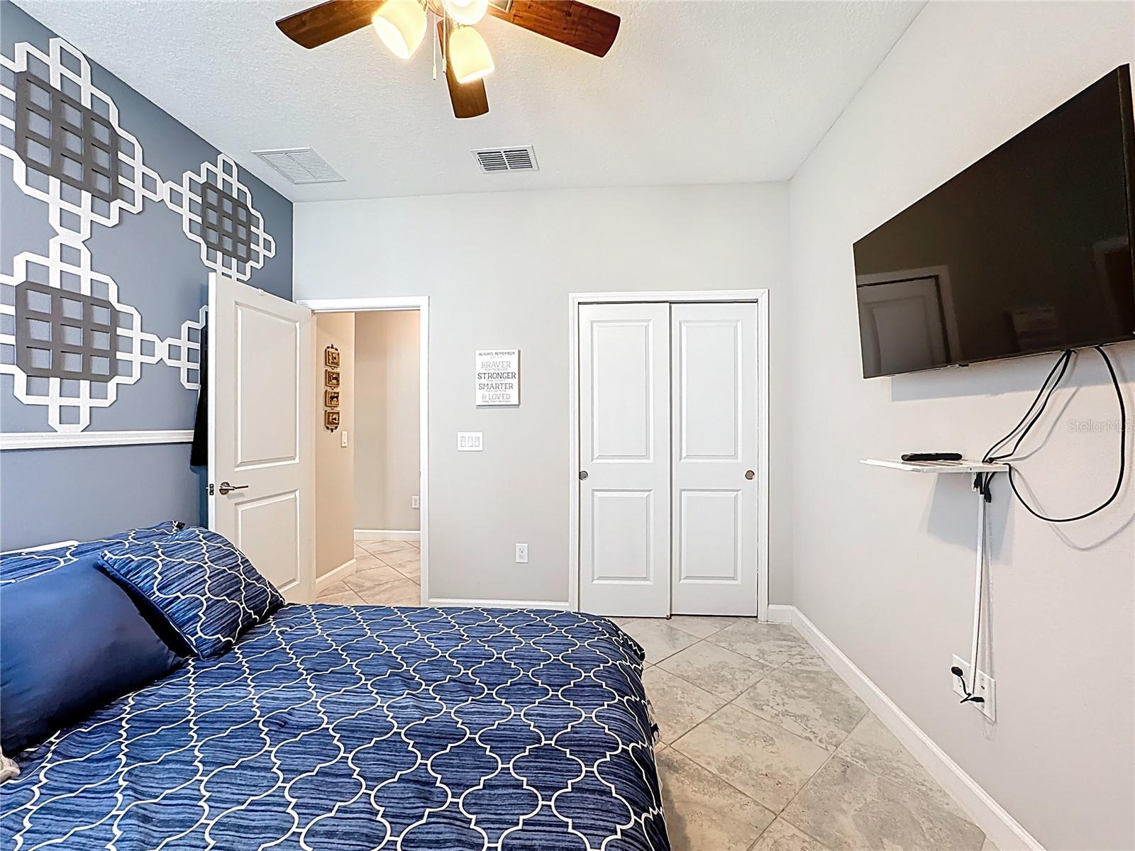 Image 33 of 55 For 16815 Whisper Elm Street