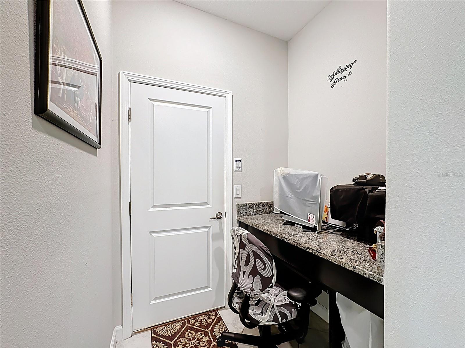 Image 35 of 55 For 16815 Whisper Elm Street