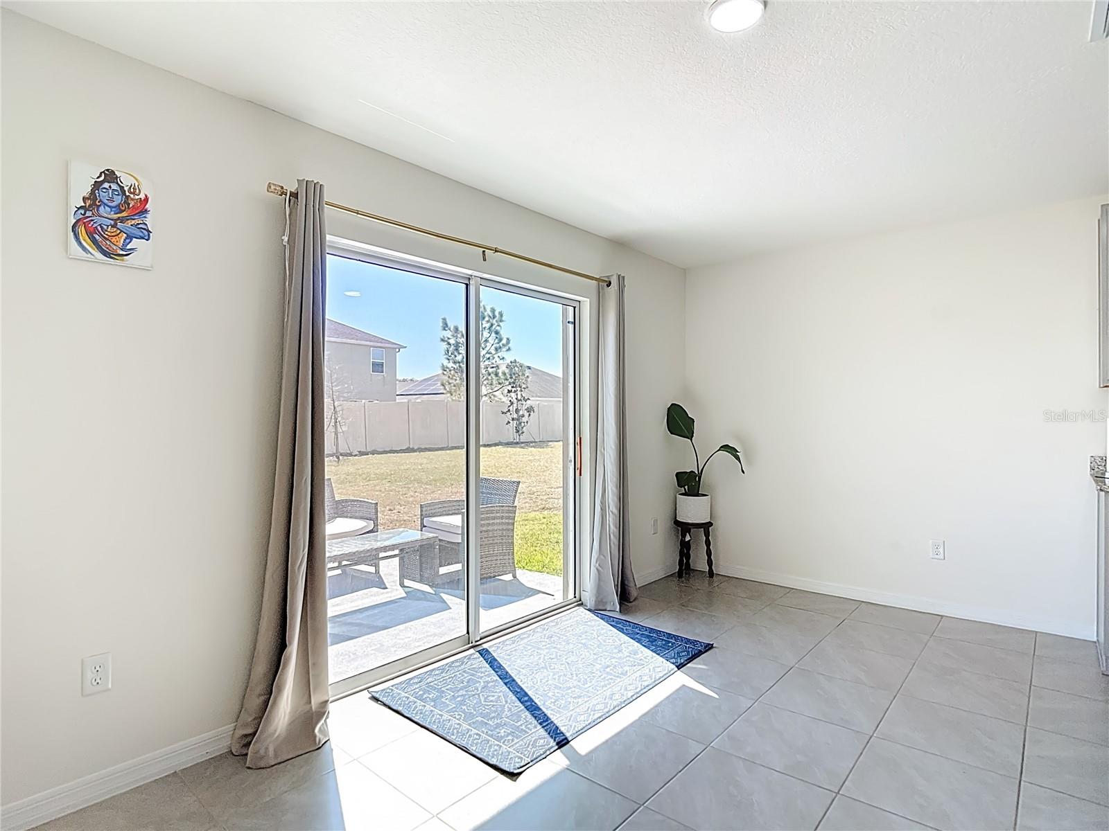 Image 16 of 45 For 35668 Doveland Drive