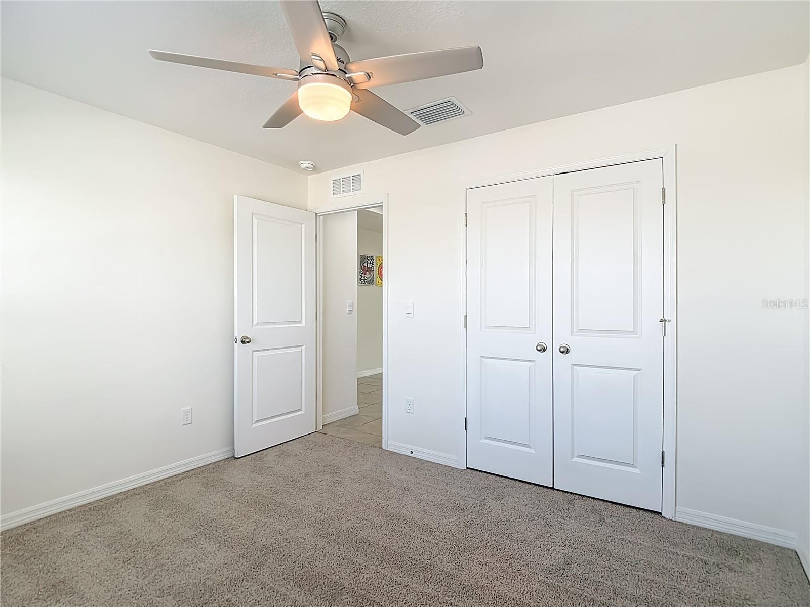 Image 22 of 45 For 35668 Doveland Drive