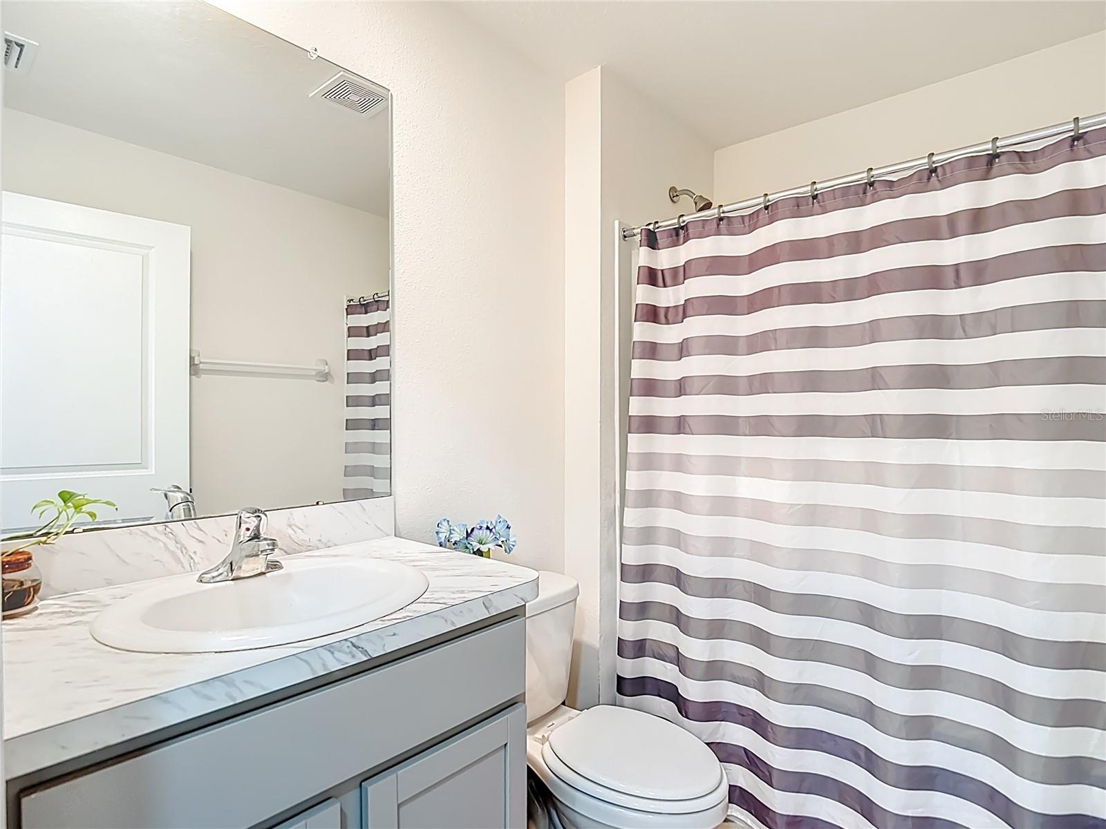 Image 24 of 45 For 35668 Doveland Drive