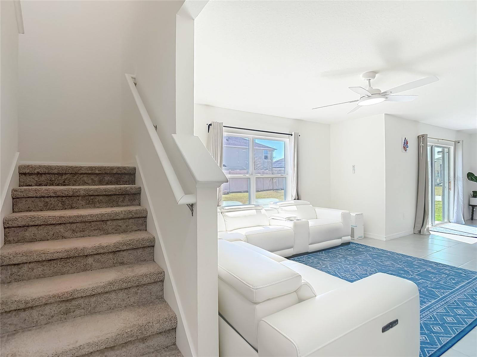 Image 26 of 45 For 35668 Doveland Drive