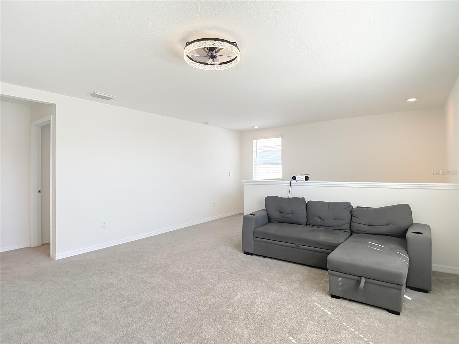 Image 28 of 45 For 35668 Doveland Drive