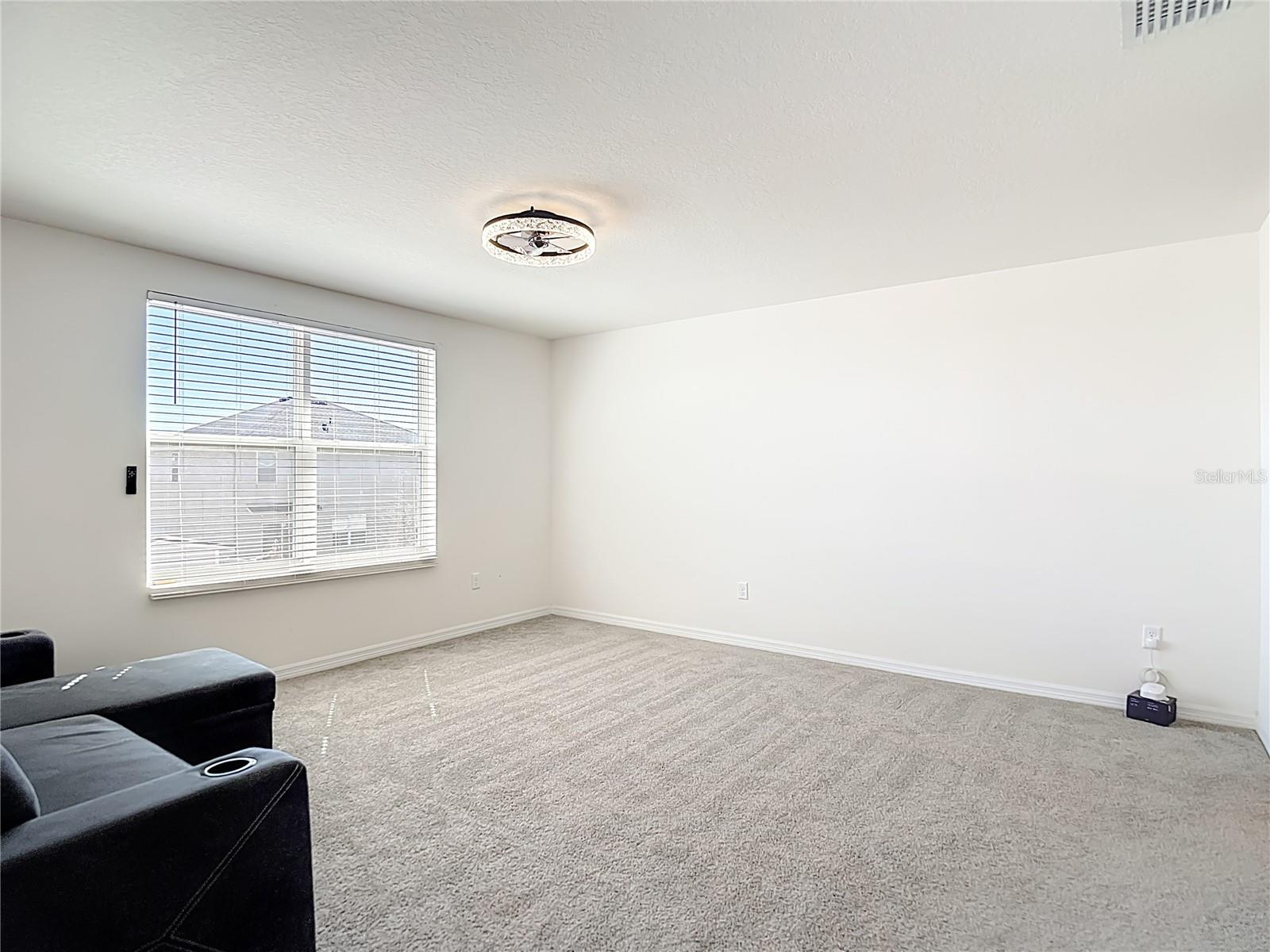 Image 30 of 45 For 35668 Doveland Drive