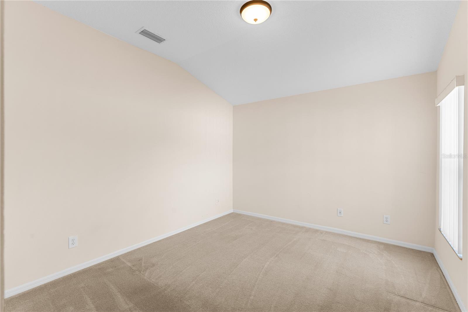 Listing photo id 27 for 10416 Meadow Spring Drive