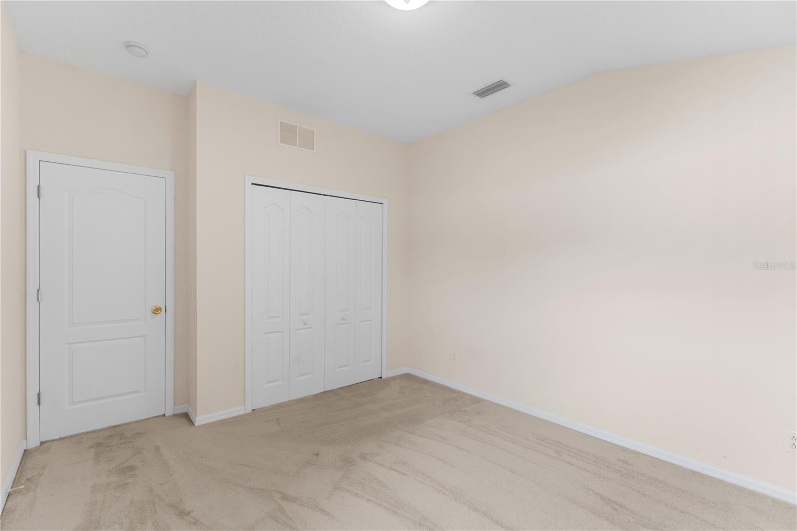 Listing photo id 30 for 10416 Meadow Spring Drive