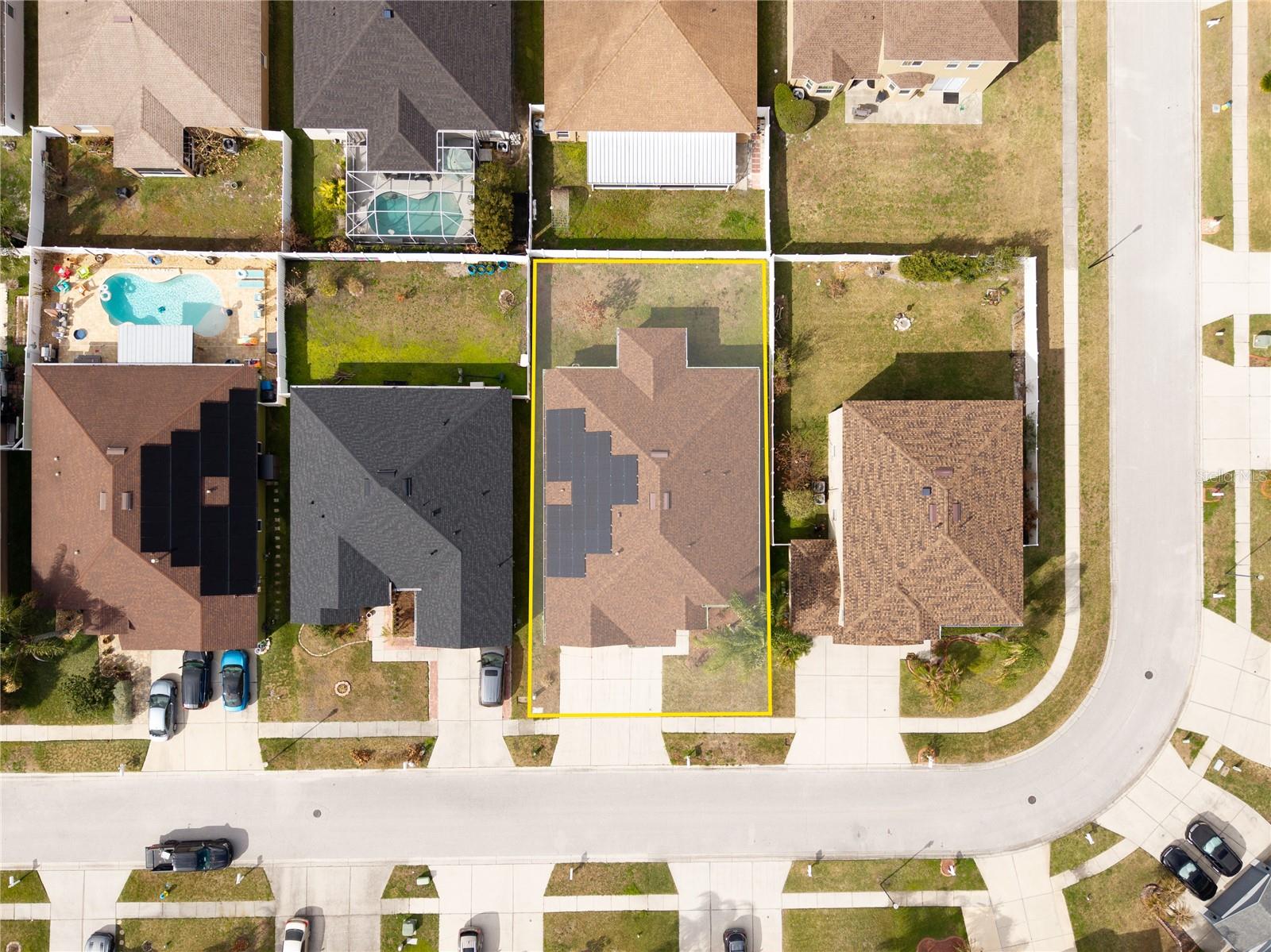 Listing photo id 57 for 10416 Meadow Spring Drive