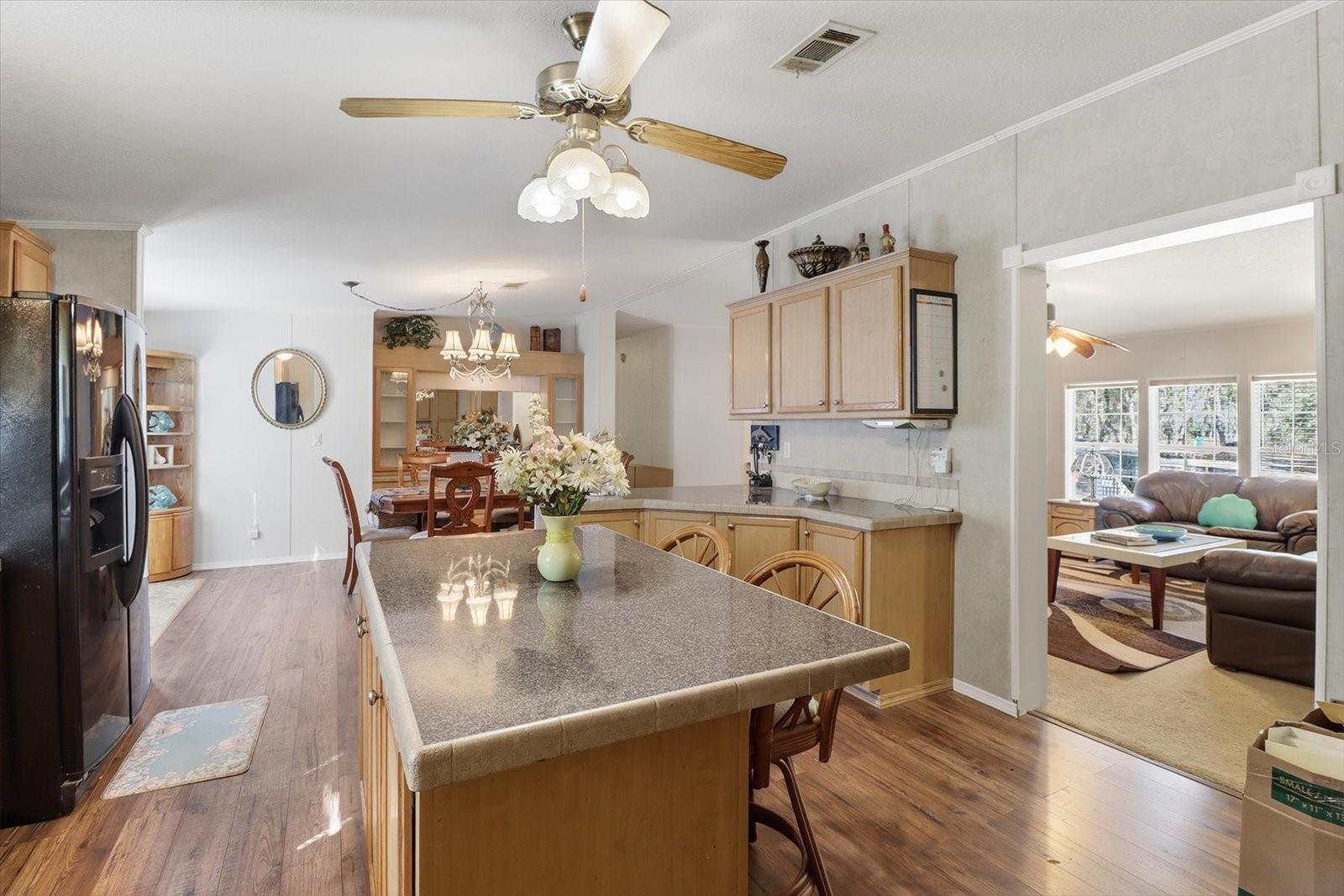 Image 12 of 45 For 2650 Harley Street