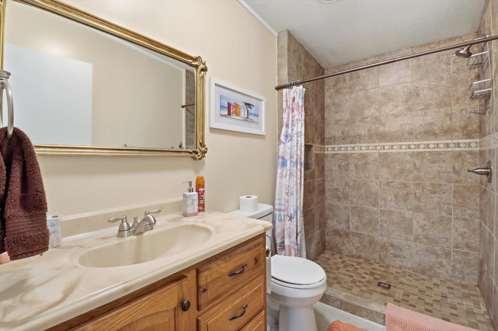 Image 24 of 45 For 2650 Harley Street