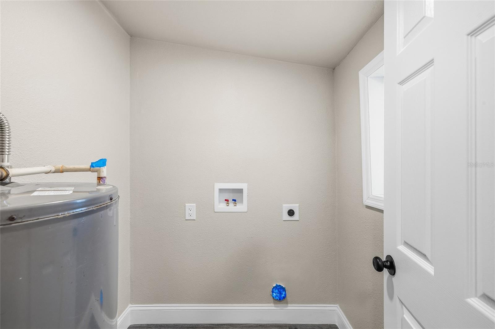 Image 21 of 32 For 2547 10th Avenue S