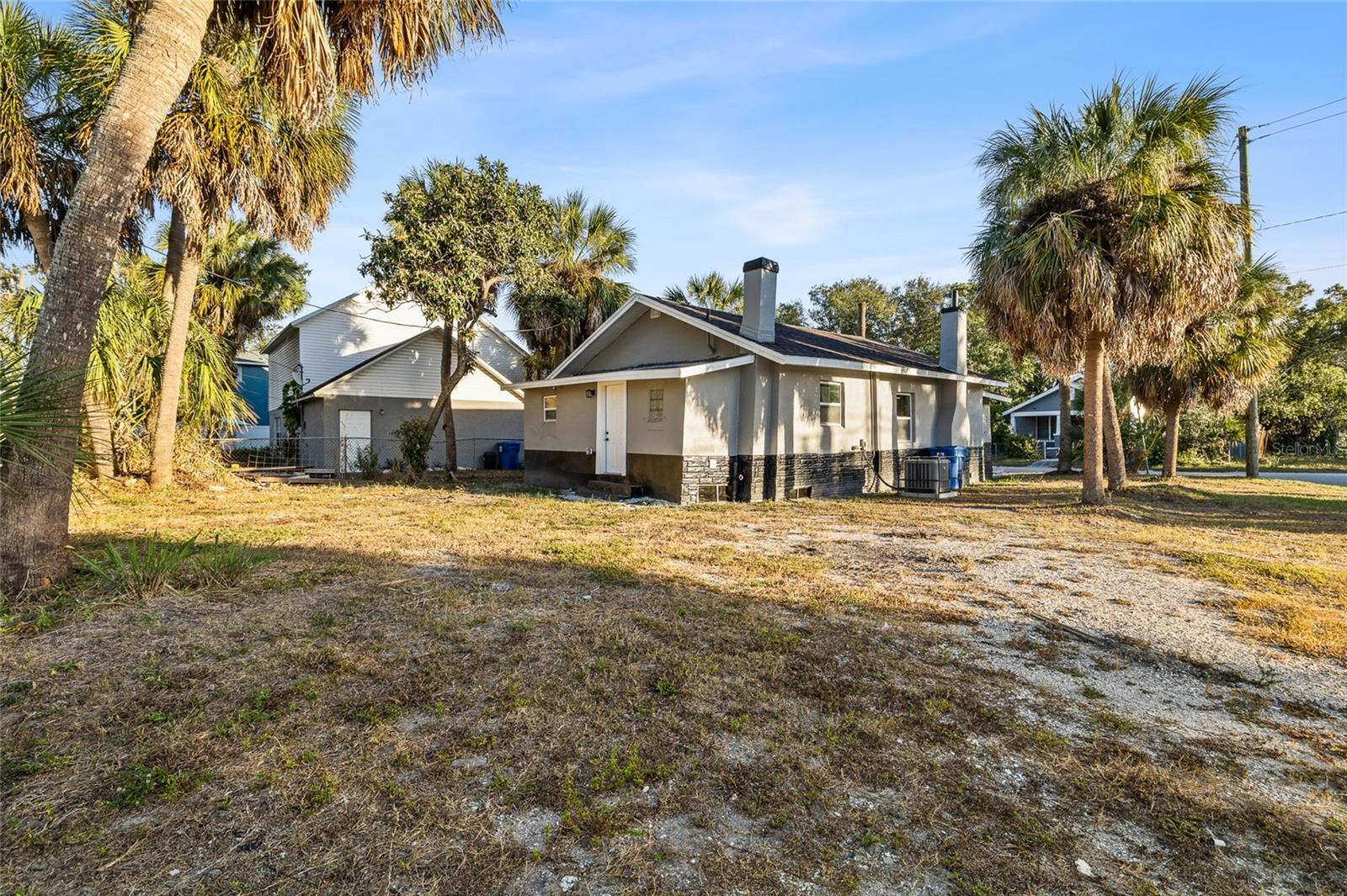 Image 23 of 32 For 2547 10th Avenue S