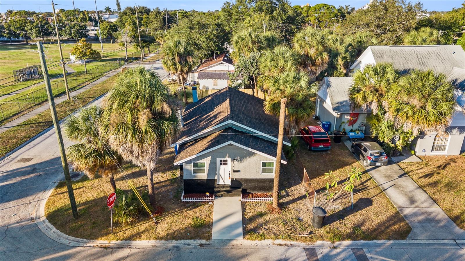 Image 27 of 32 For 2547 10th Avenue S