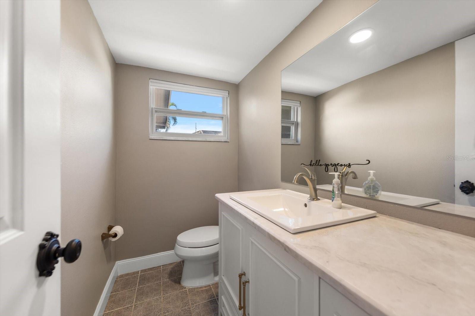 Image 13 of 37 For 12468 Empire Drive