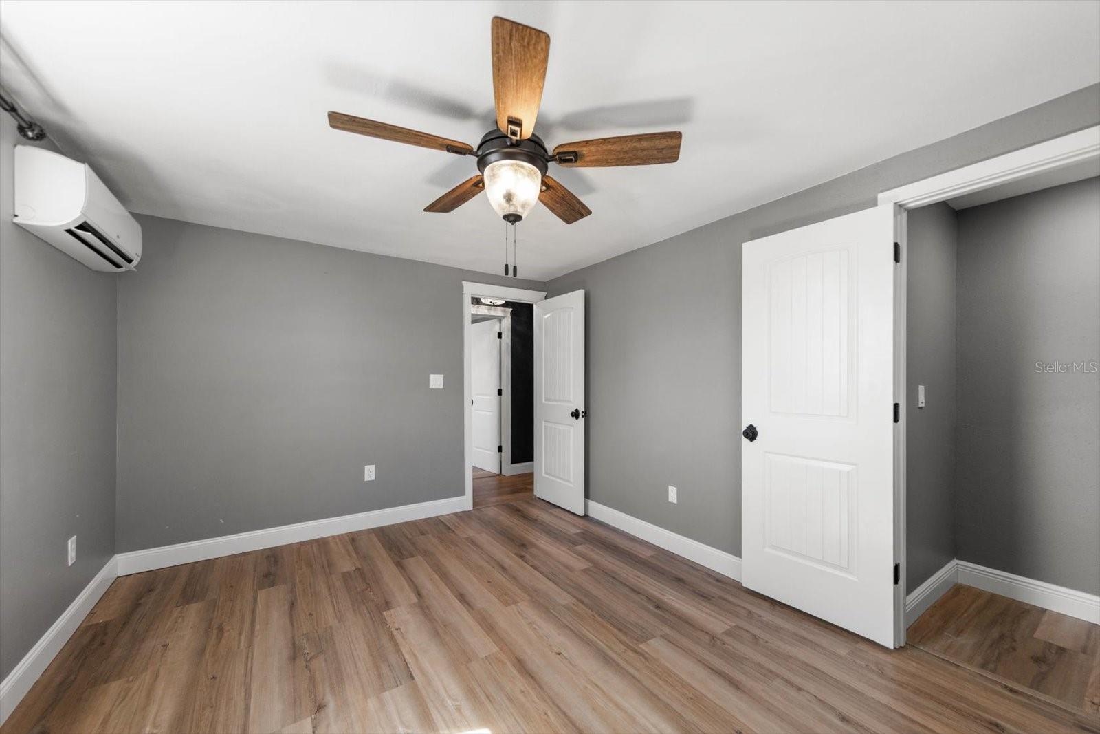 Image 22 of 37 For 12468 Empire Drive