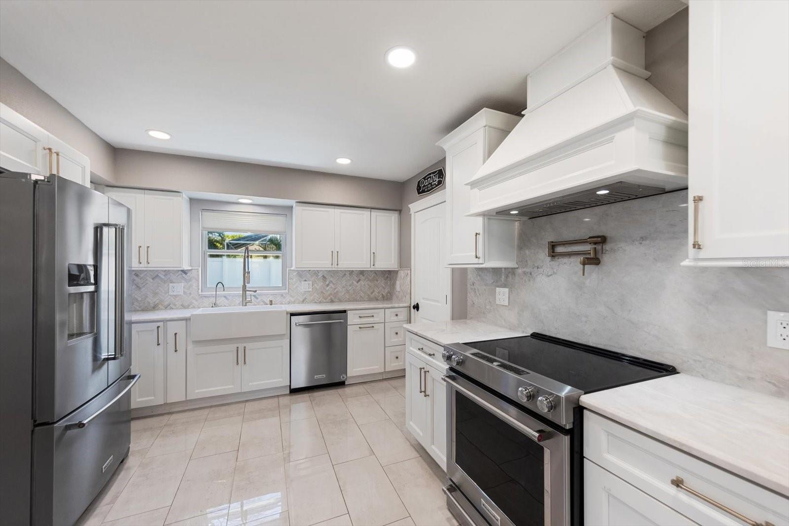 Image 3 of 37 For 12468 Empire Drive