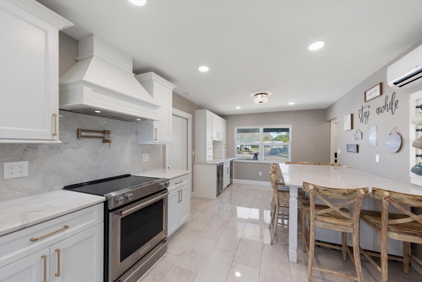 Image 5 of 37 For 12468 Empire Drive