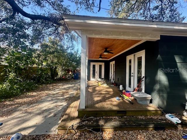 Listing photo id 2 for 900 46th Avenue N