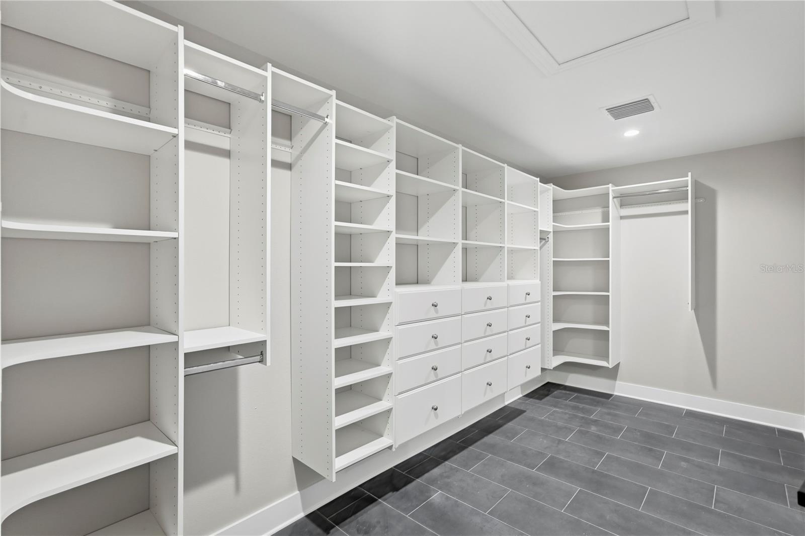 Image 27 of 32 For 845 Snell Isle Boulevard Ne