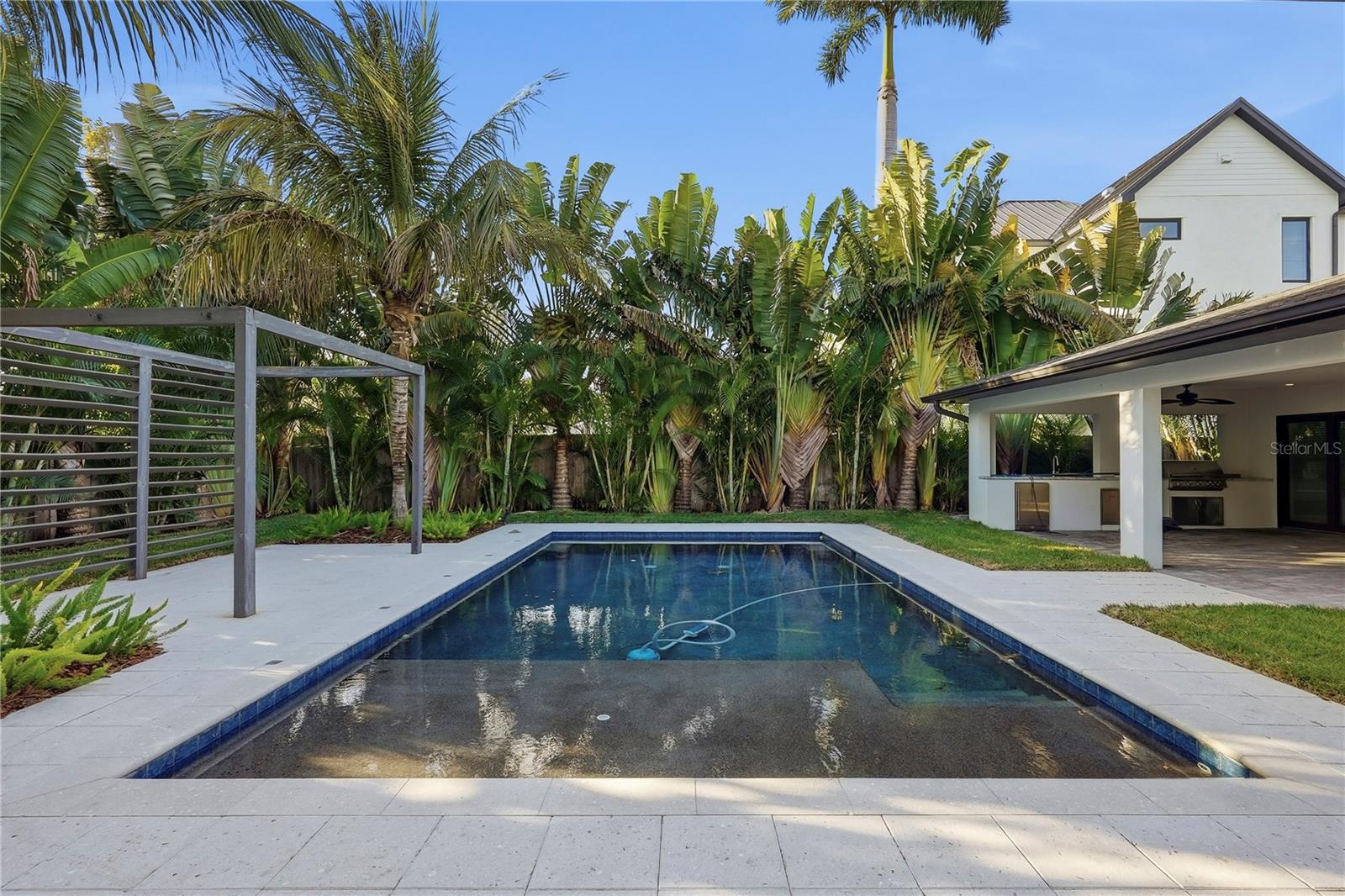 Image 30 of 32 For 845 Snell Isle Boulevard Ne