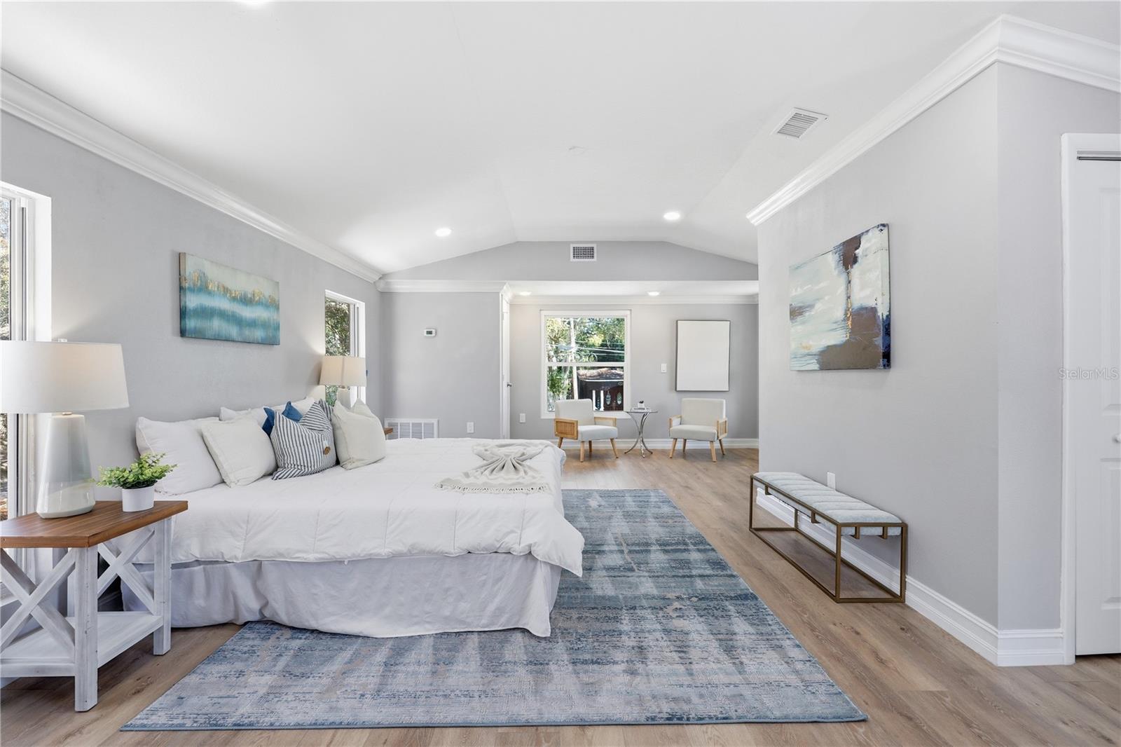 Image 16 of 25 For 727 16th Avenue Nw