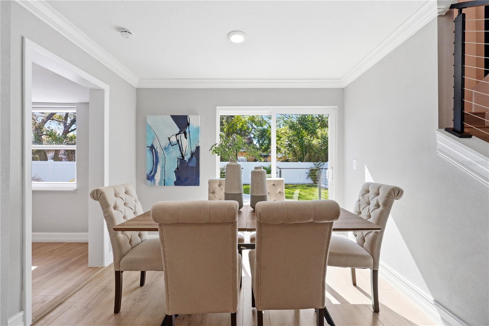 Image 5 of 25 For 727 16th Avenue Nw