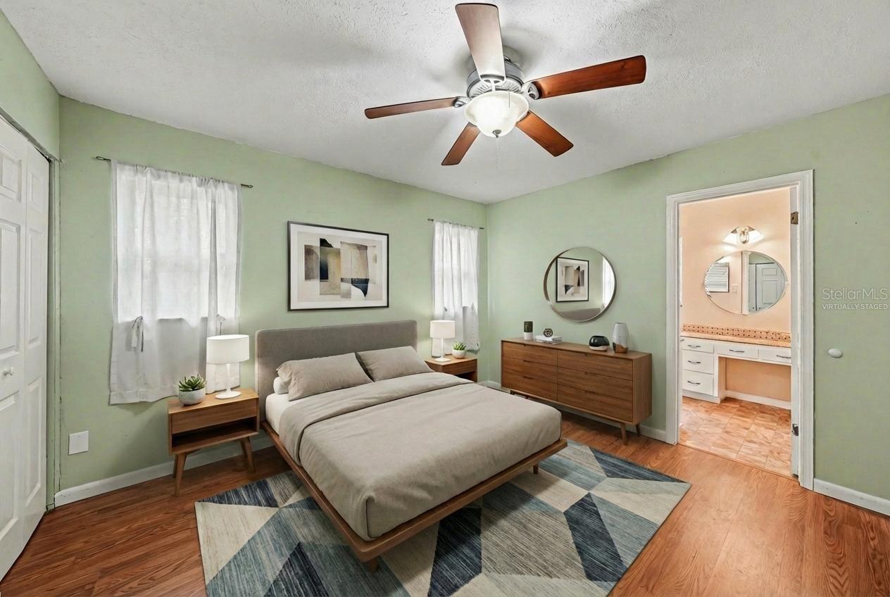 Listing photo id 18 for 209 Clemons Road