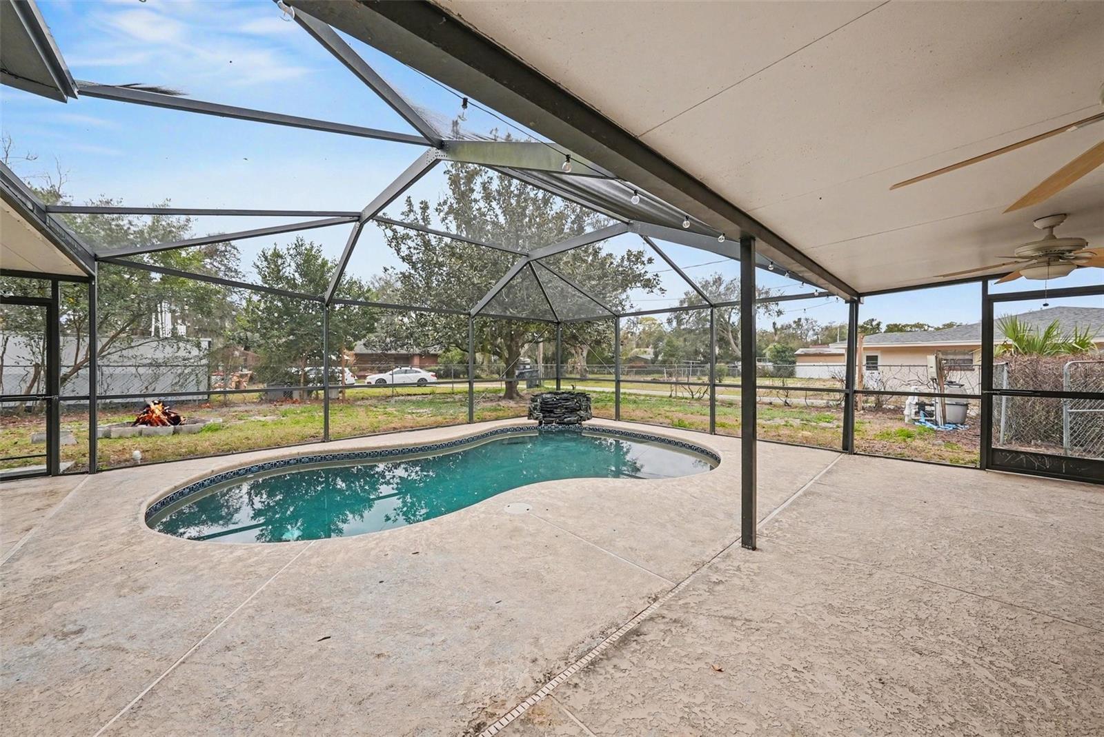 Listing photo id 29 for 209 Clemons Road