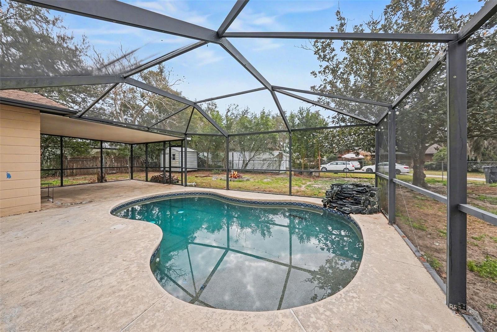 Listing photo id 30 for 209 Clemons Road