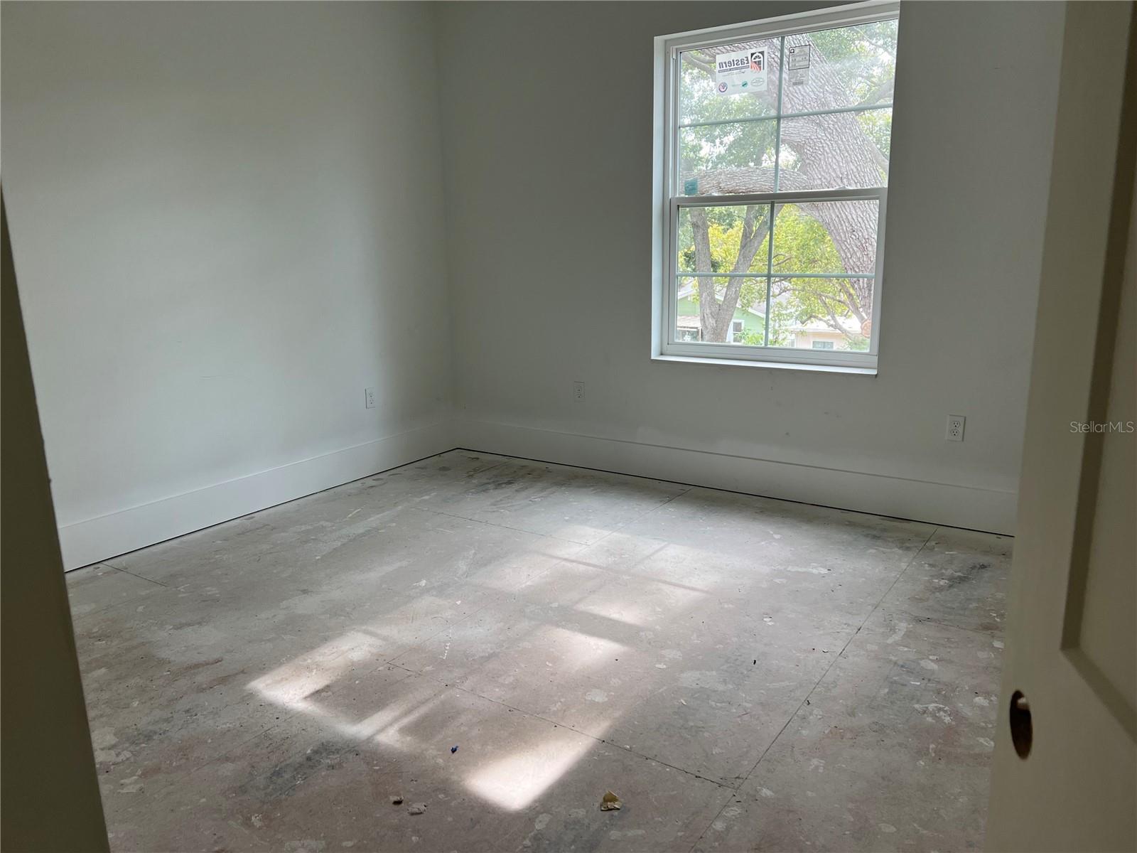 Image 10 of 34 For 1040 Bass Boulevard