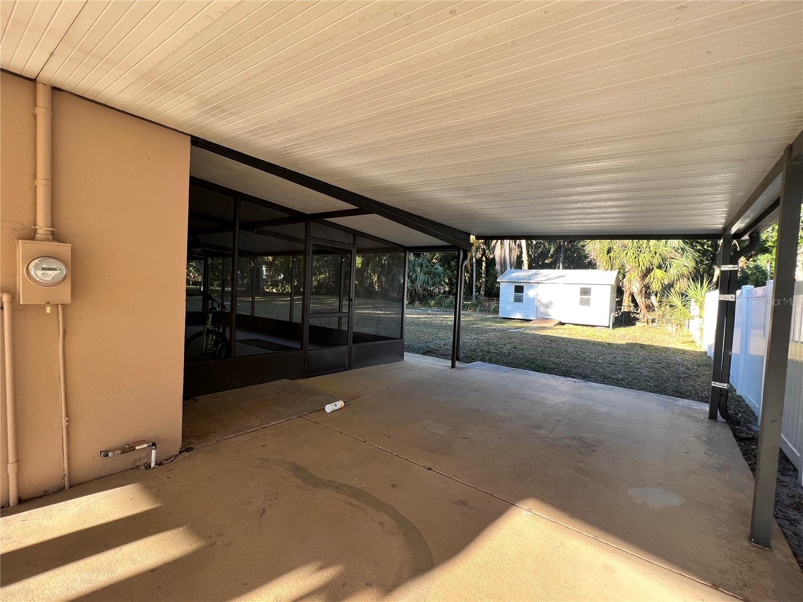 Listing photo id 26 for 1011 66th Street