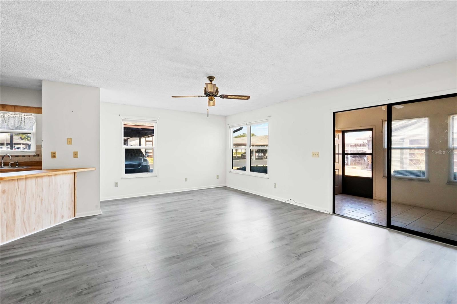 Image 10 of 31 For 4520 Blossom Boulevard D