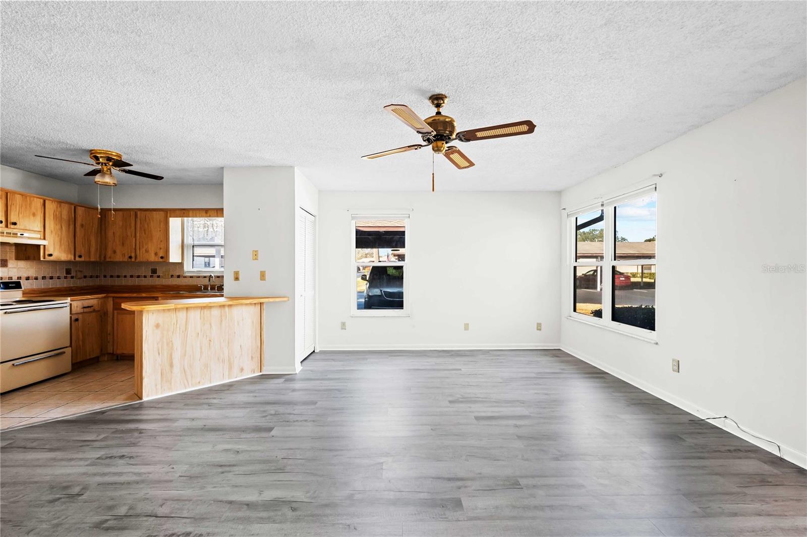 Image 11 of 31 For 4520 Blossom Boulevard D